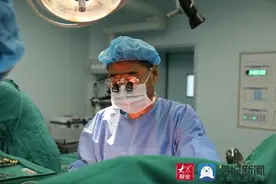 青大附院为8旬老人成功换肝 创国内肝移植新纪录图片