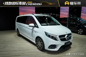 新车 | 产品家族“喜得新丁”，福建奔驰新款V级车展首秀图片