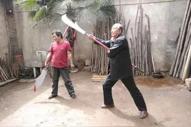 一碗刺蓟面和长篇小说《山水咸宁》图片