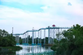 玻璃廊桥免费玩？夏日福利来啦！冲呀！图片