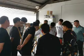 汽车数据复原无腻子钣金技术的修复原理是什么？图片