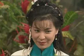 52岁“公孙绿萼”与男友恋爱24年，终于决定结婚，是童年回忆啊图片