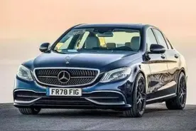 奔驰车标还不止一种？到底哪种更高级？图片