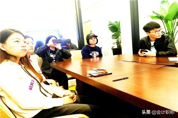 年底是该跳槽加薪了！财务“简历”这么写，通过率高达90%以上