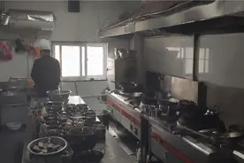 做厨师不怕挨饿？现在可能要连续两年没饭吃图片