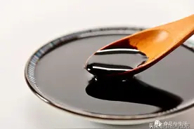 不长蛆的酱油就是好酱油吗？图片