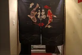 挂个门帘子，差点引起家庭纠纷图片