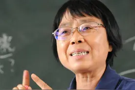 乞讨募捐拿命办学，七一勋章获得者张桂梅，用偏执缔造了高考神话图片