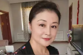 “谢大脚”车祸去世，与赵本山关系再被扒，球球取消直播悼念小姨图片
