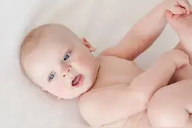 22岁未婚，梦里一个光溜溜的娃娃躺在我身边，几天后梦变成了现实图片