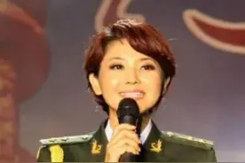 主持一姐方琼：15岁丧父，29岁嫁大8岁副台长，47岁的她怎样了图片