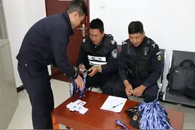 为辅警配发工作证！图片