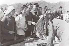 计划生育过头了？不计划生育现在会怎样？说说建国后生孩子那些事图片