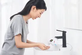 电热水龙头和小厨宝哪个好？我家都买了，发现使用体验大不同图片