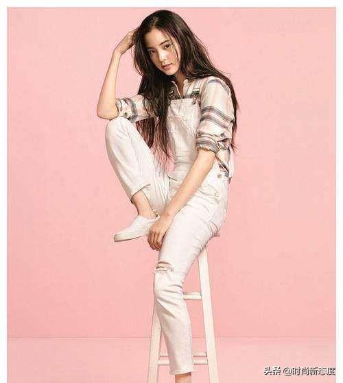 欧阳娜娜皮肤超级好，水嫩光滑有弹性！网友：我马上去敷面膜