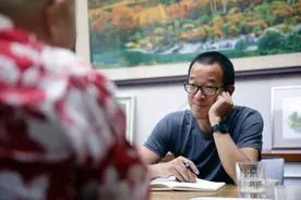 俞敏洪收获的不仅是满屏赞美，他让更多人产生共情图片