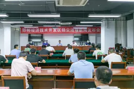 经开区向全社会宣布：严肃处理建筑工地扬尘问题图片