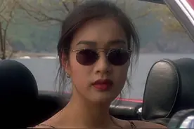 钟丽缇：31岁红遍亚洲，历经两段失败婚姻，后携3女嫁小12岁男星图片