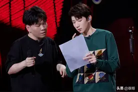 我们的歌：陈小春领衔演唱乱世巨星炸翻全场，王源夸人凸显高情商图片