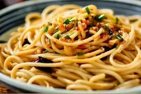 高筋面粉、低筋面粉、全麦粉...怎么吃看这一篇就够了图片