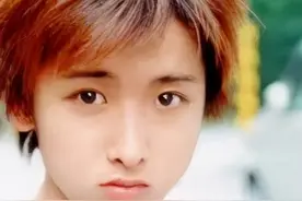 日本爆红偶像爱上年轻单亲妈妈，还为她退圈？中日粉丝惊了图片