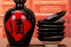 42岁男性，感冒后服用头孢类药物，饮酒后抢救无效致死图片