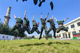 退伍季丨武警河北总队邯郸支队：老兵“传帮带”薪火“代代传”图片