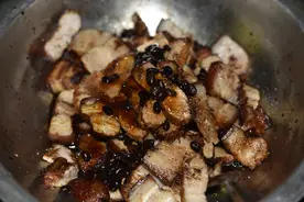 半成品的梅菜和扣肉，也很令人流口水图片