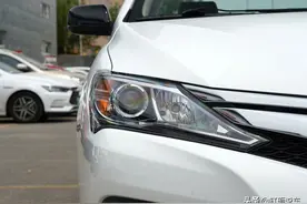 4万多的比亚迪F3，能遮风挡雨，油耗4毛钱，曾经也是销量冠军图片