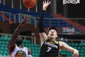 CBA排名更新，辽宁守第2，北控遭横扫，李楠10连败垫底稳了图片