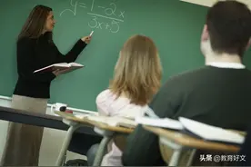 学校教育管理者如何破解教师职业倦怠问题？一线校长提供3个建议图片