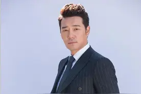 李泰坤新剧好评如潮 天可见怜后人气大跌 44岁不结婚有隐情？图片