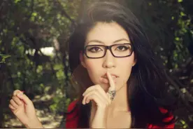 前脚为贪3.5亿的母亲喊冤,后脚就爱上已婚市长,孝女曲婉婷终翻车图片