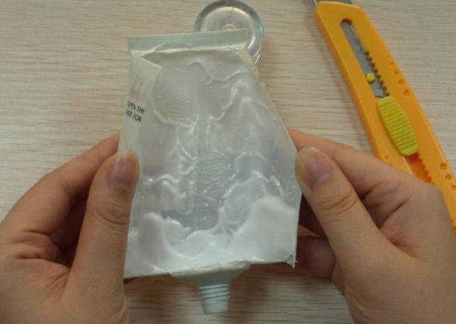 鑷敺浜鸿濡備綍娲楃櫧锛? onerror=