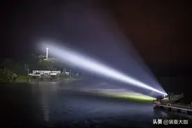 撕裂黑夜光芒万丈LumintopGT94 手持"探照灯"评测图片