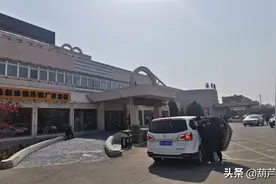 葫芦岛：兴城水调歌头洗温泉的人不少啊图片