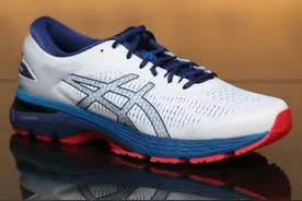 穿了2年的亚瑟士Kayano 25，今天终于换上28，差距也太大了图片