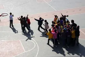 校长教体育是种什么体验？济南这所学校的学生体验到了图片