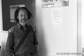 失踪305天的"乞丐教授"！活着倾其所有、死后毫无保留的他值得一个热搜图片