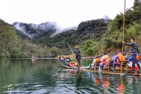 游武夷山九曲溪，艄公的小费你给了吗？如果不给，后果很“严重”图片