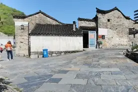 安徽深山活着的古村，没有商业原始质朴，感受传统慢生活图片