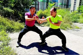 太原“孟家兄弟”40年孜孜不倦传承中华武术图片