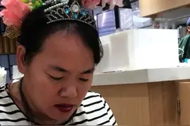 东莞女子流浪街头，肚子隆起，已怀孕图片