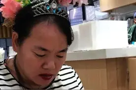 东莞女子流浪街头，肚子隆起，已怀孕图片