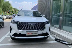 到店实拍2021款哈弗H6！白色车身质感十足，售9.80万起图片