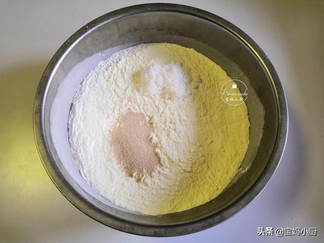一咬直冒汁的大包子，皮都是香的，调馅有技巧，比灌汤包好吃省事