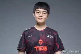 LPL冠军上单彻底摆烂！沦为替补后，韩服Rank连跪！跌至钻1分段图片