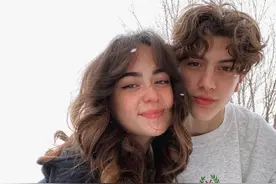 美国最甜校园情侣爆红，超高颜值令人甜到发腻，神仙眷侣图片