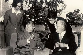 1980年，华国锋正式访问日本的历史老照片图片