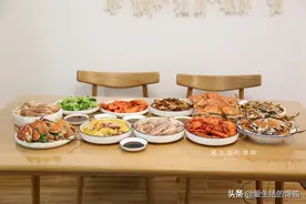 小姑子来家做客，婆婆亲自下厨，菜一晒朋友圈，网友：家里有矿图片